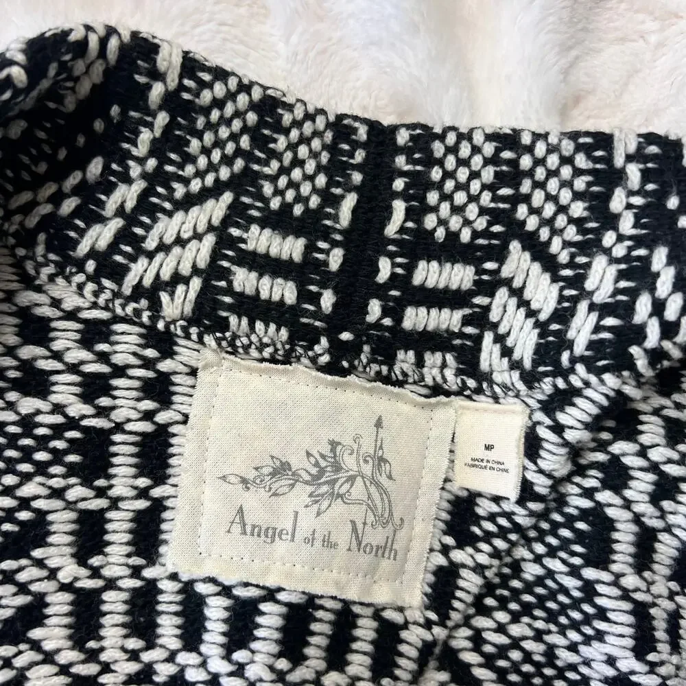 Anthropologie Angel of the North Knit Sweater‎ Vest Black White Open Front MP